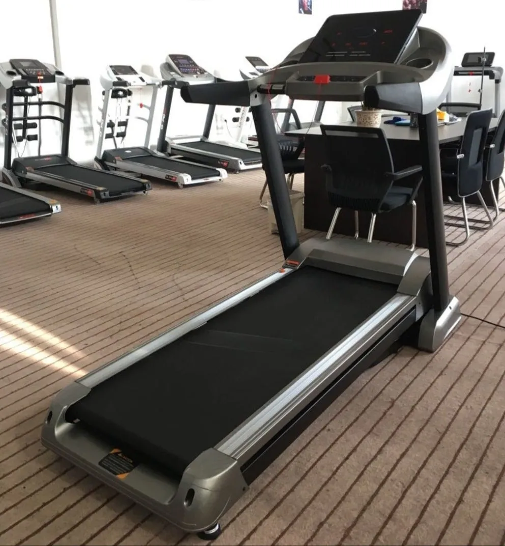 4HP Treadmill (Nashua)