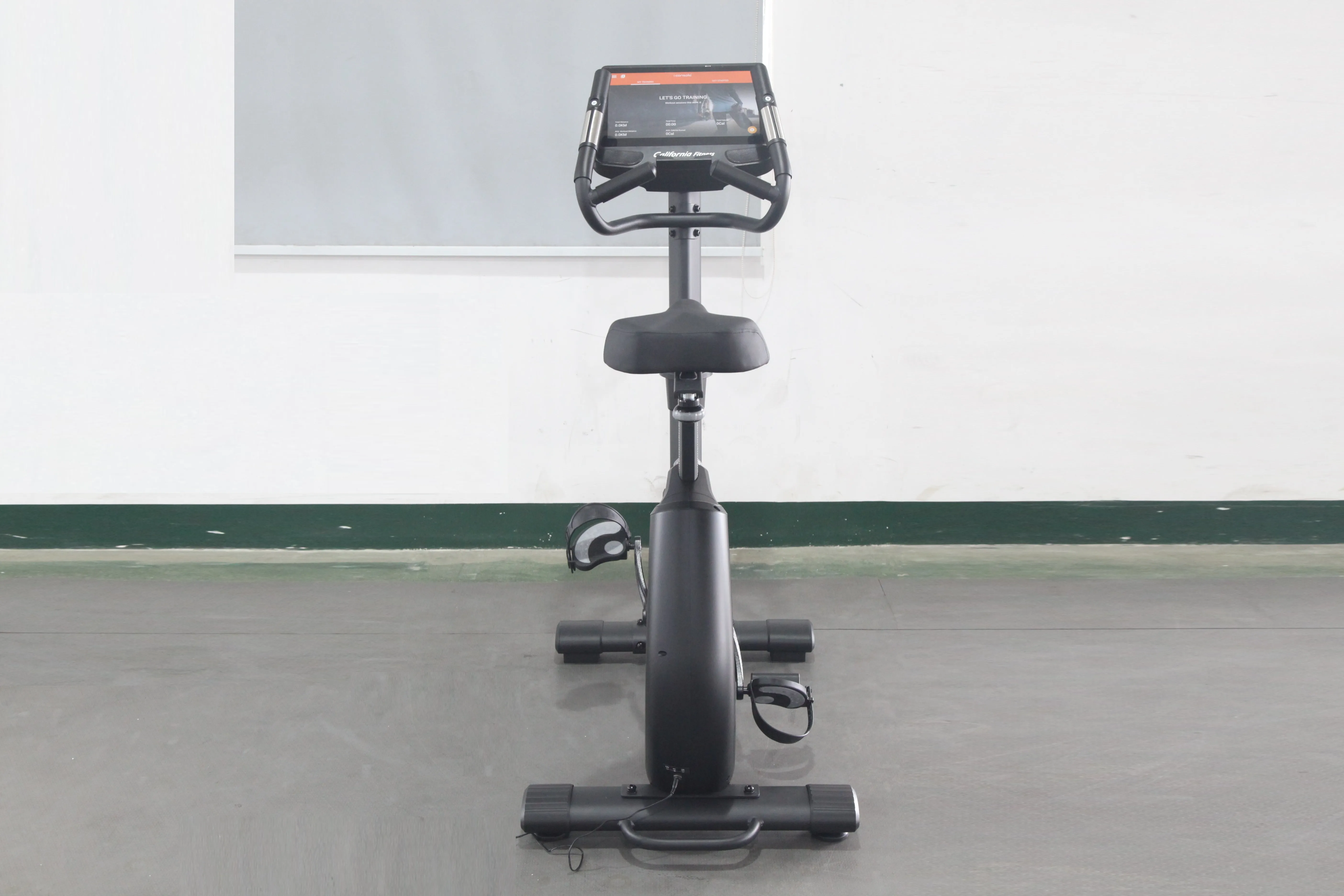 California Fitness U8 Upright Exercise Bike (🎁HOLIDAY SALE)