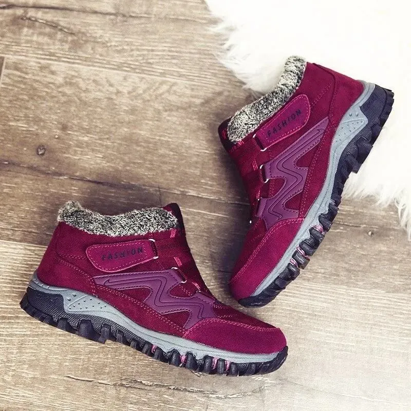 Comelyy Snowy Villia Leather Ankle Boots