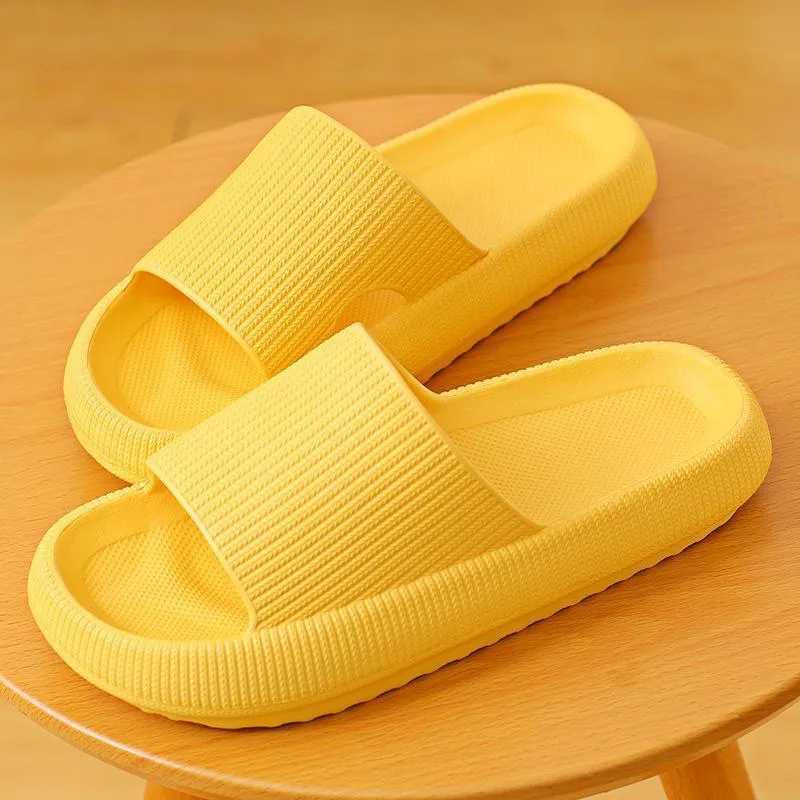latest technology-Super soft home slippers