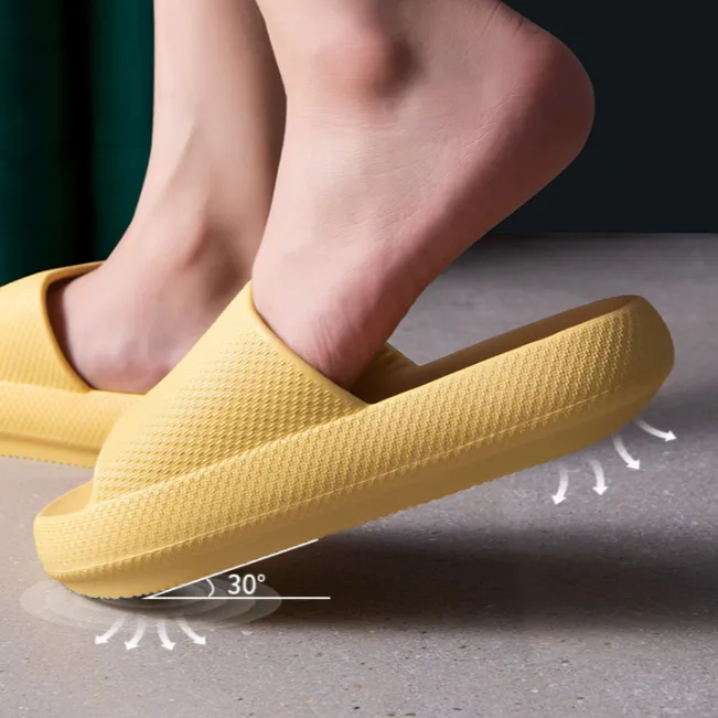 latest technology-Super soft home slippers