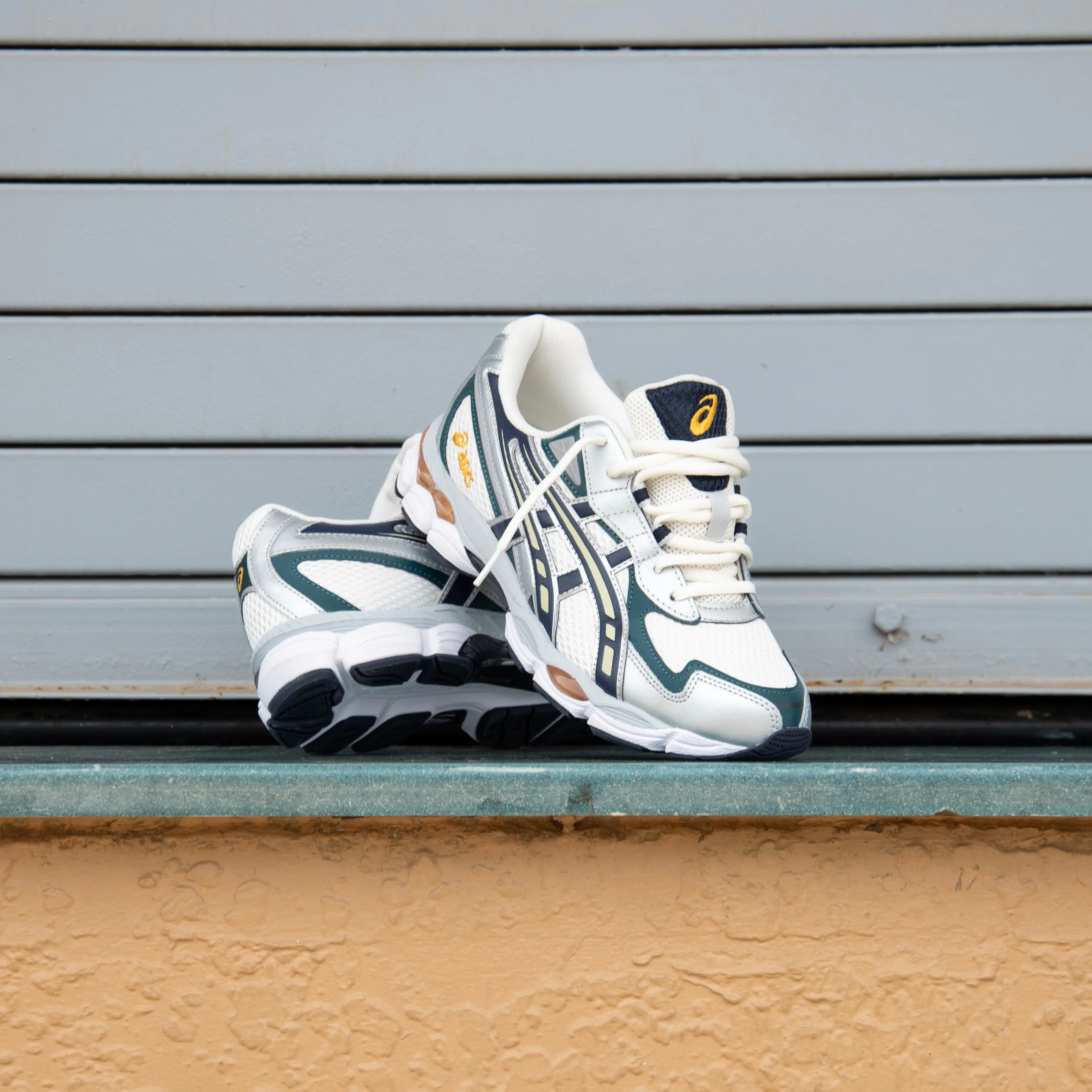 Mens Asics Gel-NYC 2055 (Cream/Midnight)
