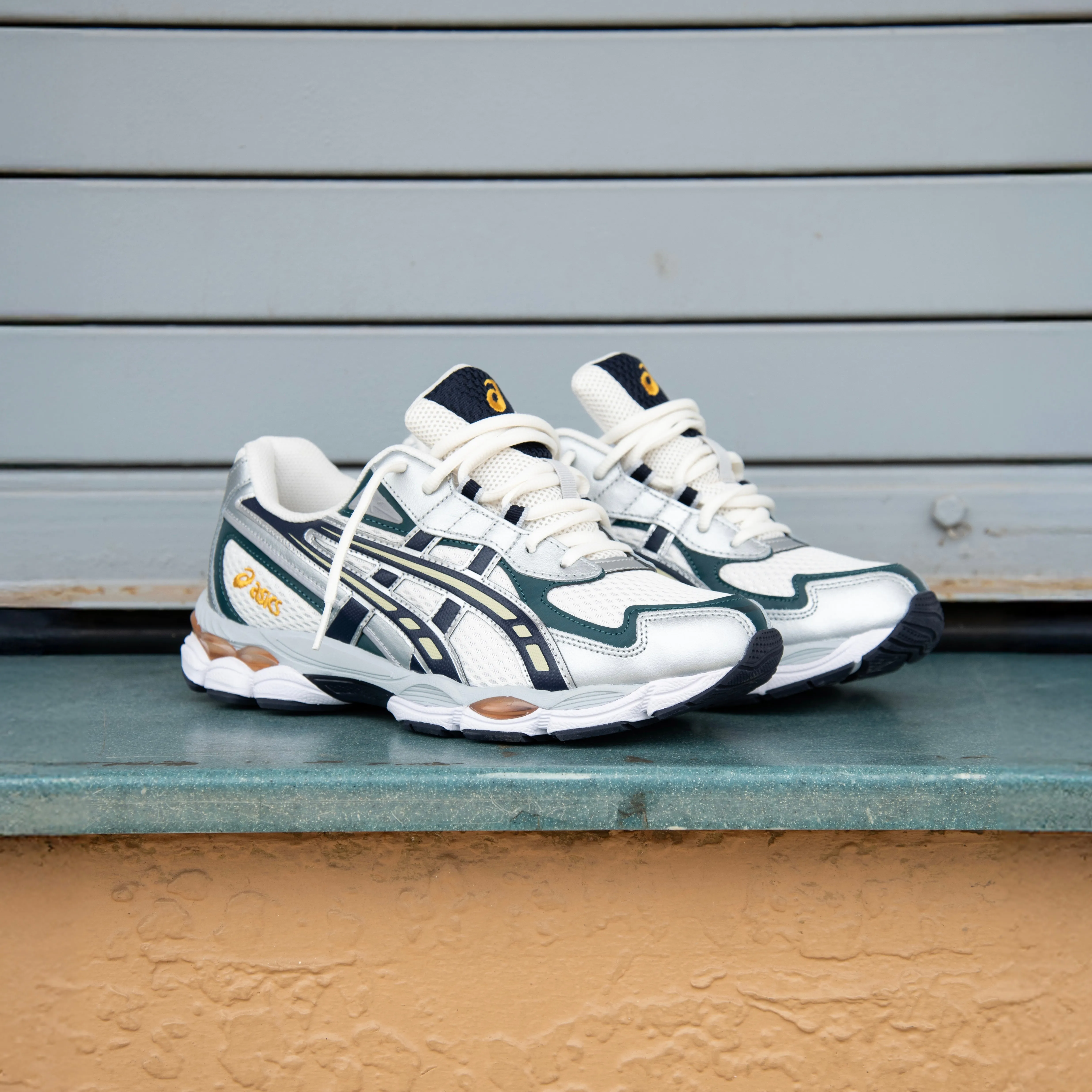 Mens Asics Gel-NYC 2055 (Cream/Midnight)