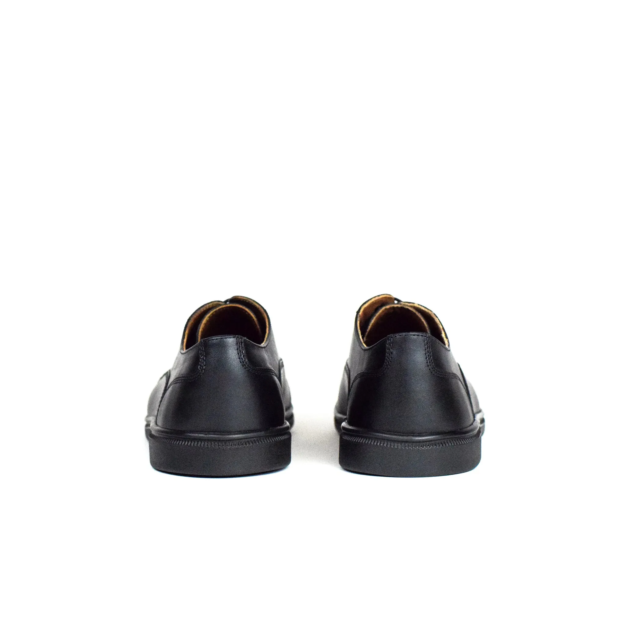 ZETONE Plain-Toe Oxfords (Outlet)